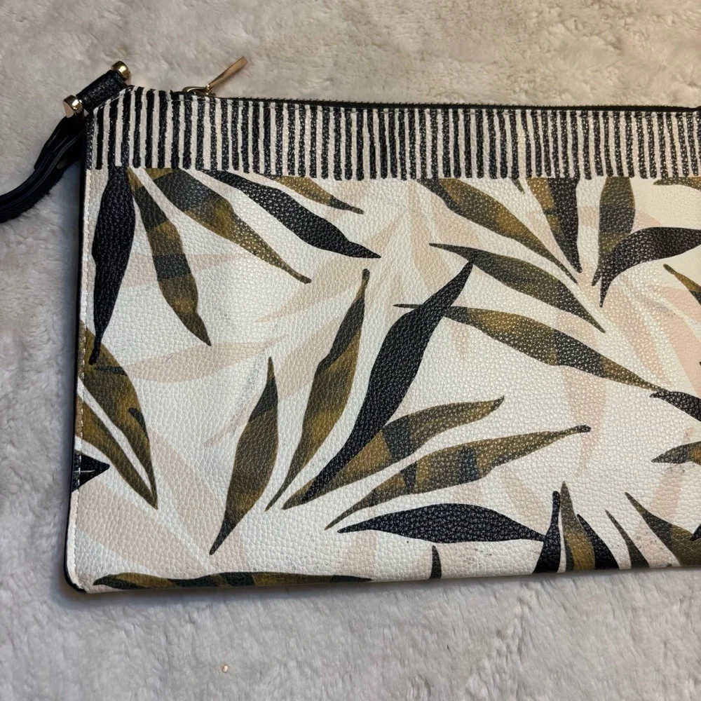 A New Day Wristlet Black White Green Taupe Tropical Leaf Vegan Cloth Interior